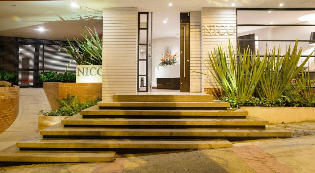 P4 Somos Fachada Nico Suites